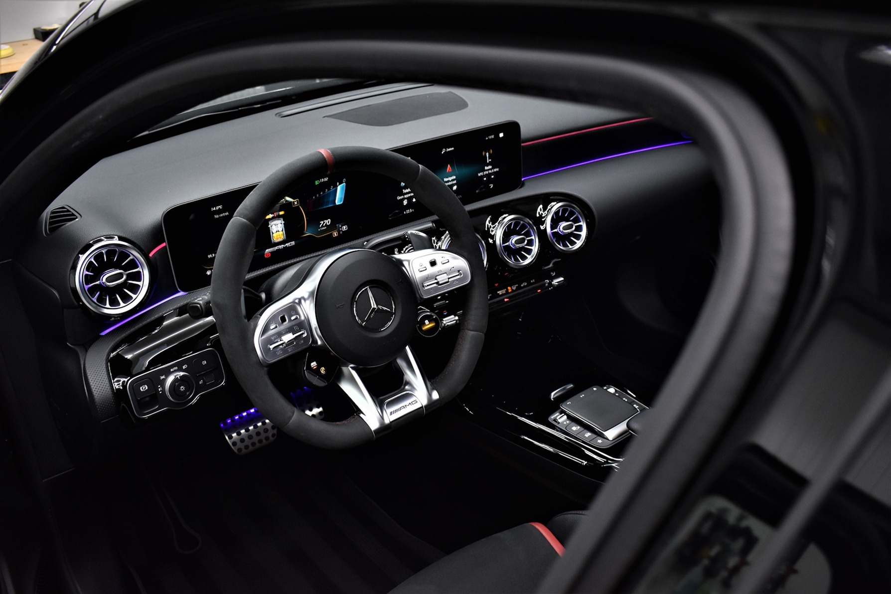 Common Image dinesten_images_1775727913.jpg Steenslag herstel zonder spuiten | Maas Carcare